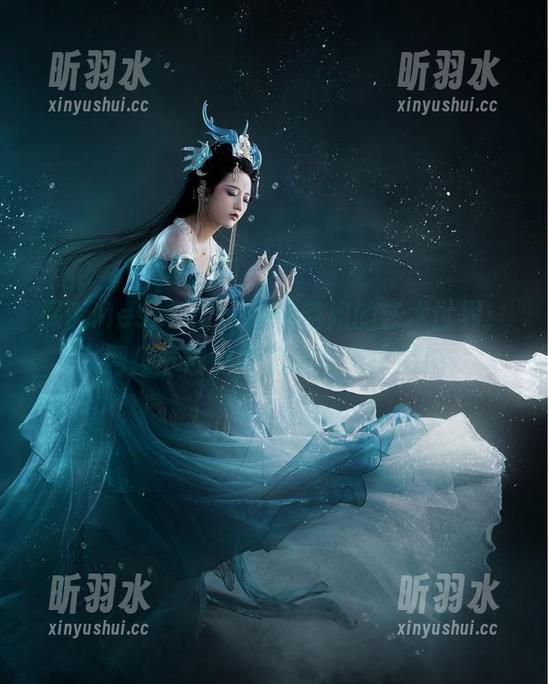 探索Messie Huang空姐的艺术世界：网盘下载她的精彩写真作品！